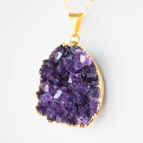 Jewelry - Amethyst Pendant